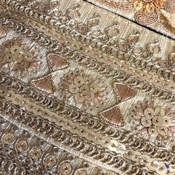インド刺繍リボンセット ベージュ ゴールド 金 生成り 花 ひまわり プリンセス 5枚目の画像
