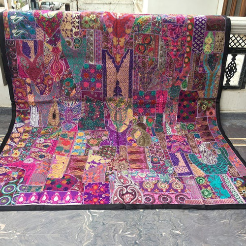 インド刺繍ラグ パッチワーク ハンドメイド 紫 ヴィンテージ敷物 インド刺繍ラグ パッチワーク ハンドメイド 紫 ヴィンテージ敷物