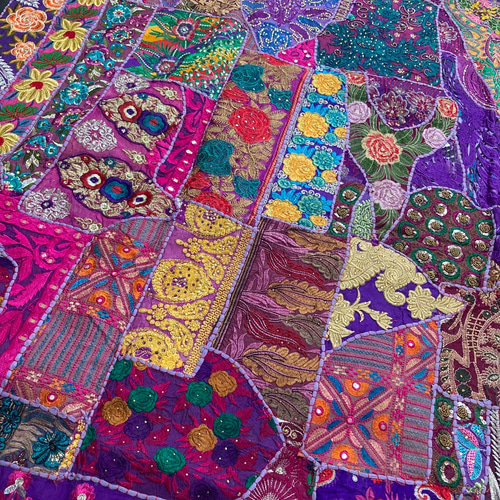インド刺繍ラグ パッチワーク ハンドメイド 紫 ヴィンテージ敷物 インド刺繍ラグ パッチワーク ハンドメイド 紫 ヴィンテージ敷物