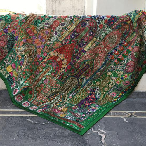 パッチワーク　掛布　ラリーキルト　風　ラグ　古布　ハンドメイド カンタ刺繍 ラリーキルト インドの古布210×152cm パープル系の