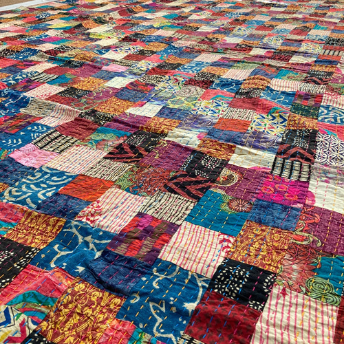 ラリーキルト パッチワーク布 インド手刺繍 ハンドメイド 刺し子