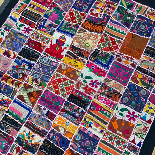 インド手刺繍 ミラーワーク ラグ 敷物 玄関マット パッチワーク