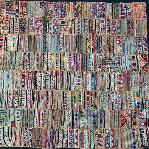 インド 手刺繍ラグ 敷物 タペストリー カーペット 刺し子ハンドメイド