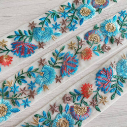 インド刺繍リボン 水色 青 チュールレース アンティーク花刺繍 手芸テープ 北欧 オーガンジー シルク ベルト 金 3枚目の画像