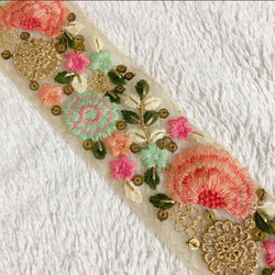 インド刺繍リボン ピンク花 フラワー チロリアンテープ ボタニカルチュールレース アンティーク ヘアゴム 刺繍ピアスに 6枚目の画像