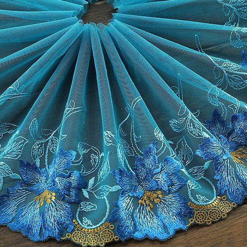 モワティエ　レース刺繍タブリエ　青 刺繍レース チュール ターコイズブルー 青 花 エスニック アジアン