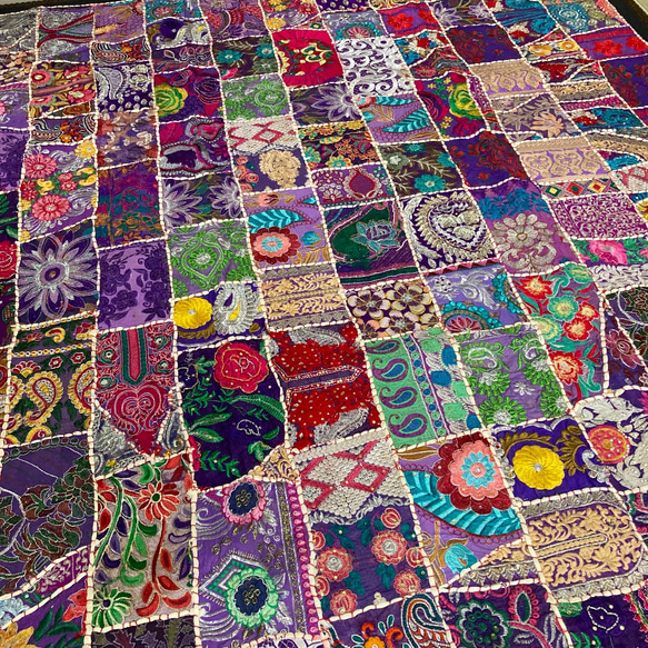 インド刺繍ラグ 敷物 絨毯 パッチワーク 紫 キルト アジアン エスニック 3畳 200×240 ハンドメイド 輸入 9枚目の画像