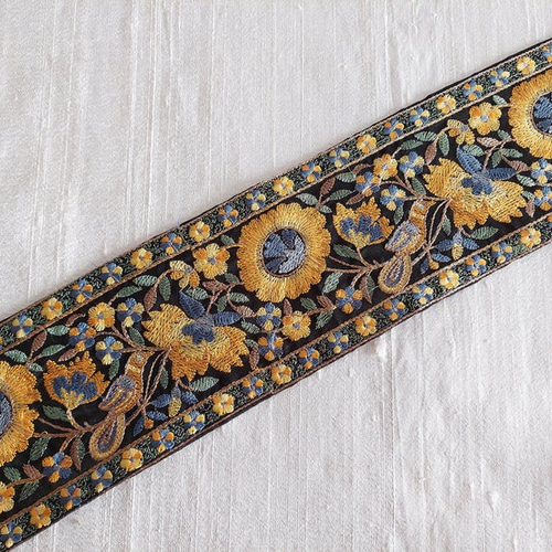 インド刺繍リボン 鳥 花 ボタニカル シルク100% 着物帯 リメイク 和柄  