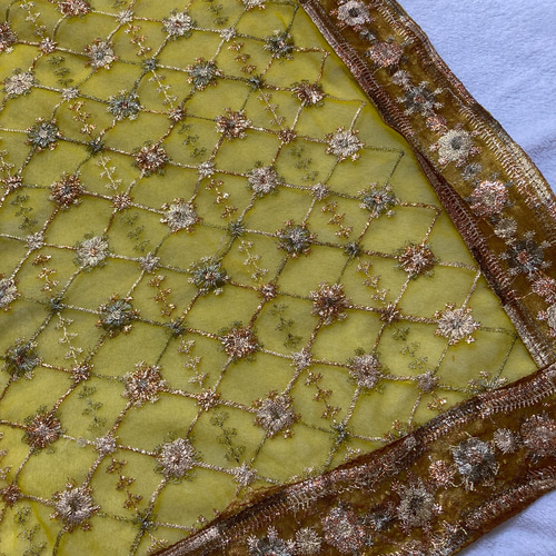 インド刺繍布 マスタード 黄色 金 輸入生地 ヴィンテージ アンティーク