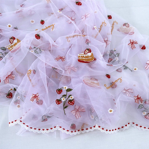 イチゴ ショートケーキ リボン 白 刺繍 春 レースカーテン チュール
