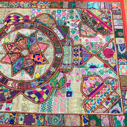 インド刺繍 敷物 マット カーペット 花 輸入ラグ 絨毯 パッチワークキルト アジアン エスニック ヴィンテージ 北欧 8枚目の画像