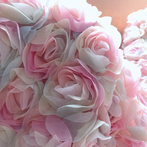 薔薇 花 レインボー ミルキーカラー メルヘン チュールレース 結婚式