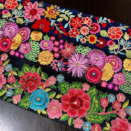 インド刺繍リボン 花 シルク100% 着物帯 リメイク メキシコ刺繍 和柄