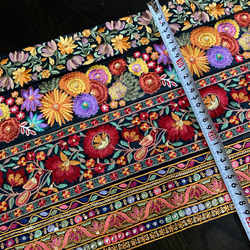 インド刺繍リボンセット シルク100% 刺繍布 ハギレ 花 着物 アジアン 北欧 刺繍テープ 和柄 花束 結婚式 帯 9枚目の画像