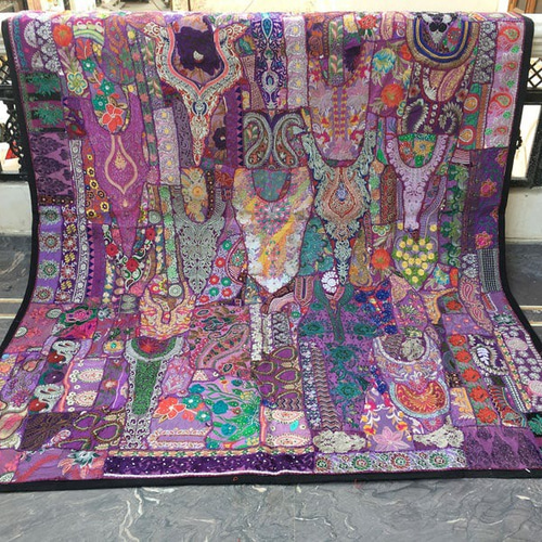 インド刺繍ラグ 紫 敷物 絨毯 アート パッチワーク ラリーキルト インド刺繍ラグ 紫 敷物 絨毯 アート パッチワーク ラリーキルト
