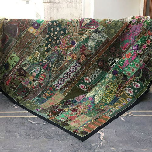 インド刺繍 敷物 パッチワークラグ ラリーキルト ヴィンテージ