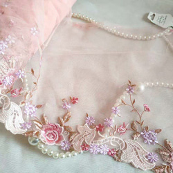 刺繍チュールレース ピンクバラ 花 かわいい プリンセス 布 メルヘン ドレス アンティーク 薔薇 レトロ ドール服 5枚目の画像