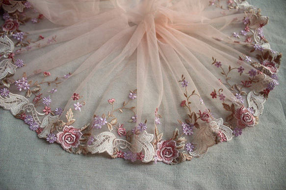 刺繍チュールレース ピンクバラ 花 かわいい プリンセス 布 メルヘン ドレス アンティーク 薔薇 レトロ ドール服 6枚目の画像