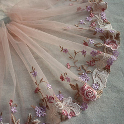 刺繍チュールレース ピンクバラ 花 かわいい プリンセス 布 メルヘン ドレス アンティーク 薔薇 レトロ ドール服 7枚目の画像