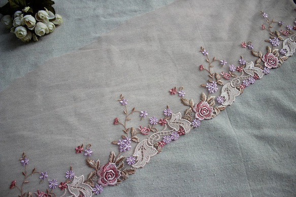 刺繍チュールレース ピンクバラ 花 かわいい プリンセス 布 メルヘン ドレス アンティーク 薔薇 レトロ ドール服 10枚目の画像
