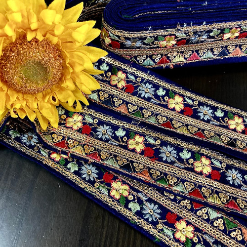 インド刺繍リボン デニム ネイビー 紺色 青 花 チロリアンテープ