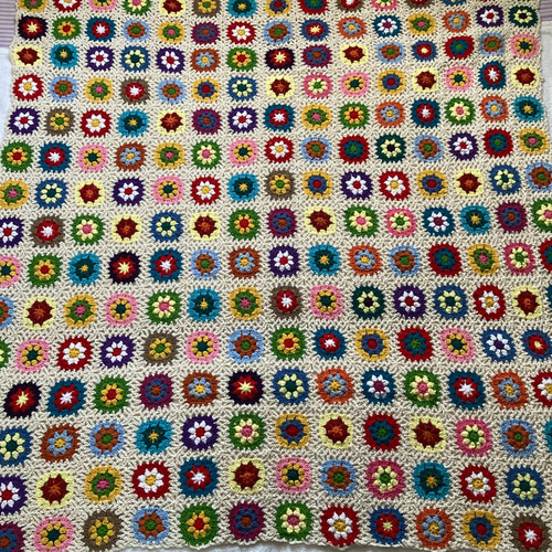 ハンドメイド　マルチ　フリーケット　ソファーカバー　膝掛け　手編み　パッチワーク 送料込み】ブランケット/スパイシー編み/マルチカバー/ソファーカバー