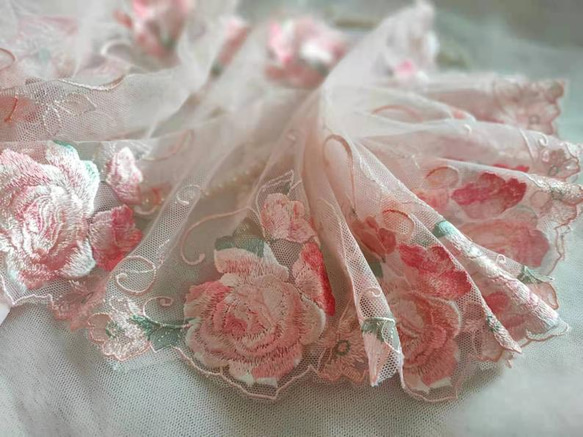 薔薇 ローズ ピンク 刺繍チュールレース プリンセス メルヘン レースマスクに アンティーク ミルキー バラ 花 6枚目の画像
