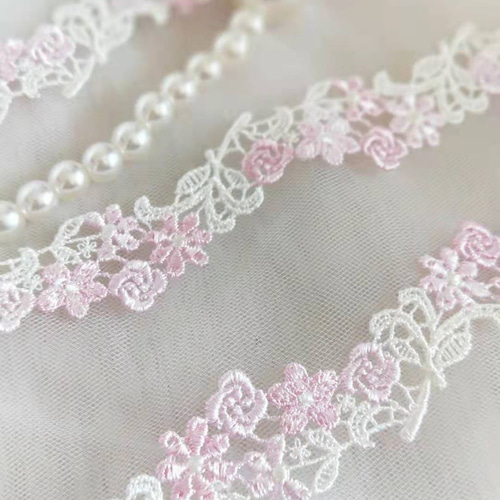 アンティークイタリア 淡いピンク 花刺繍＆ドローンワーク クロシェレースクロス アンティークイタリア 淡いピンク 花刺繍＆ドローンワーク クロシェ