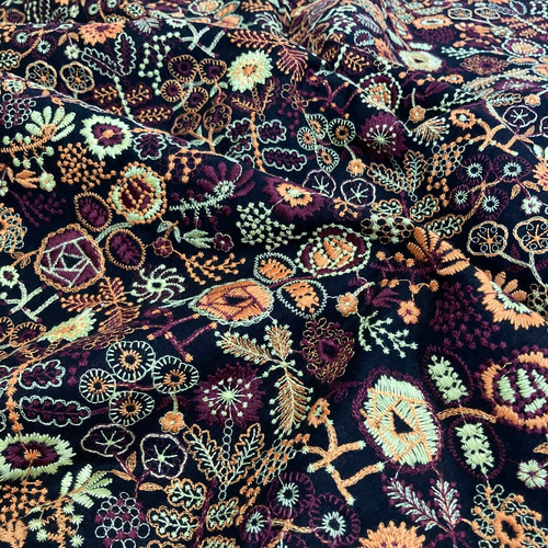 刺繍布 刺繍生地 花 薔薇 ボタニカル ラミー リネン 麻 コットン