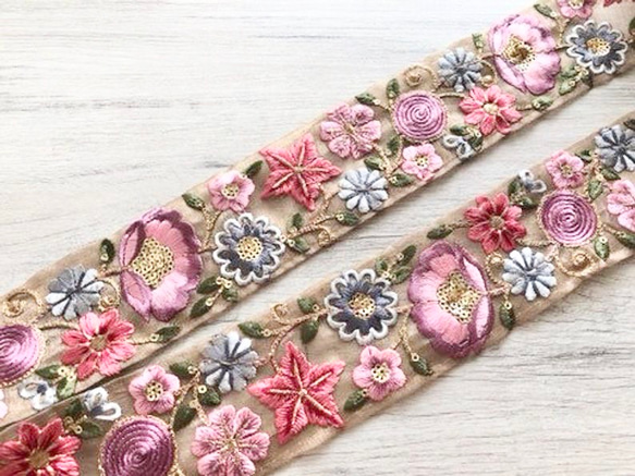 専用アンティークシルクドレスシルク刺繍リボンアンティークレース インド刺繍リボン シルク 高級 ボタニカルレース ハンドメイド素材