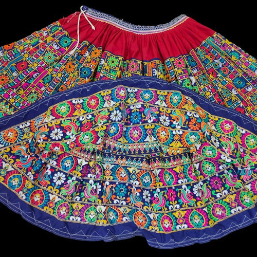 インド刺繍 ロングスカート 刺繍布 民族衣装 ベリーダンス インド刺繍 ロングスカート 刺繍布 民族衣装 ベリーダンス