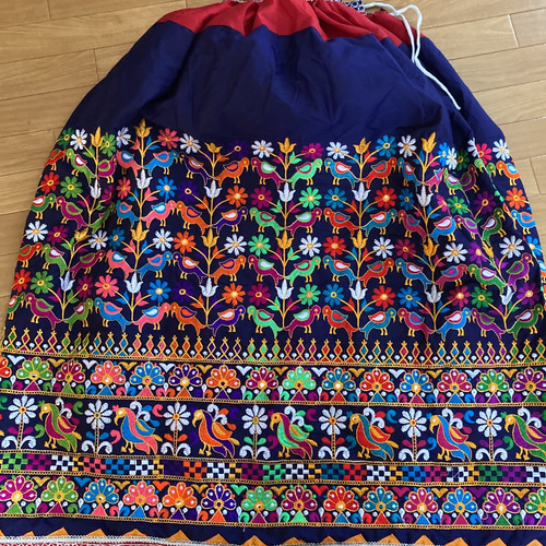 インド刺繍スカート ヴィンテージ 古布 アジアン ダンス衣装 鳥 インコ