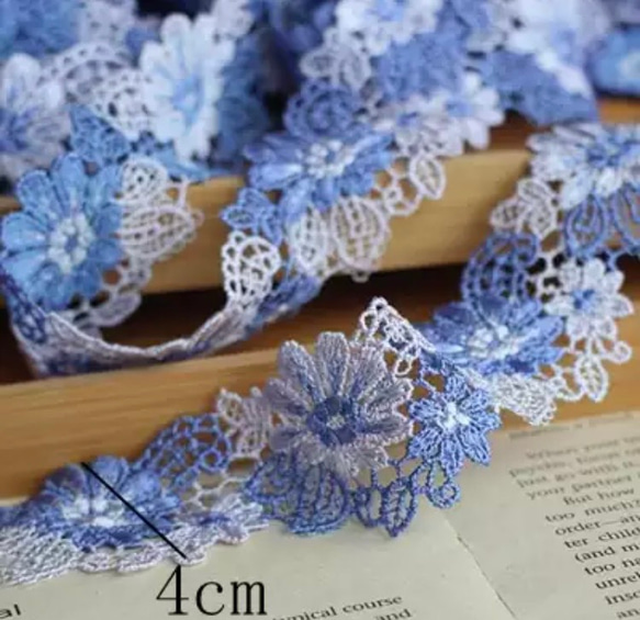 刺繍レース ブルー 紫 青 花 かぎ針編み クロシェ 刺繍リボン アンティーク チロリアンテープ 素材 アジアン レトロ 2枚目の画像