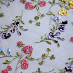 刺繍チュールレース ボタニカル 花刺繍 フラワー パンジー 刺繍布 ドールドレス カラフル 手芸 素材 ハンドメイド 7枚目の画像