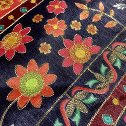 インド刺繍布 チロリアンテープ シルク 生地 エスニック アジアン レトロ 北欧 アンティーク ボヘミアン 刺繍リボン 4枚目の画像