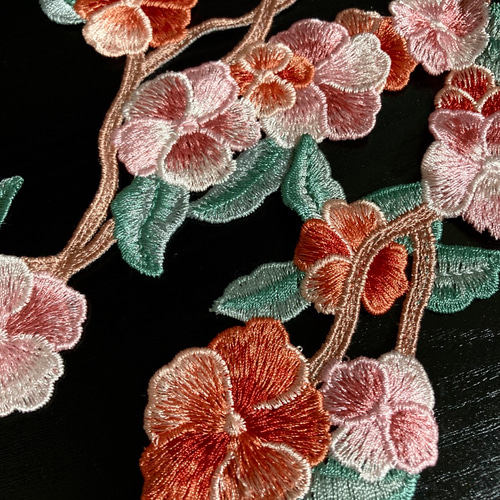 刺繍ワッペン 花 レース ピンク赤 着物 和柄 手芸 ハンドメイド