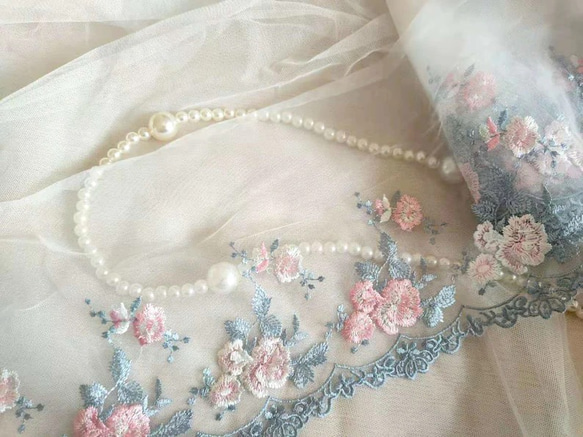 刺繍レース チュール 薔薇の花 白 ハンドメイド資材 ドールドレス 人形 洋服 アンティーク 洋裁 手作り ドレス 生地 10枚目の画像