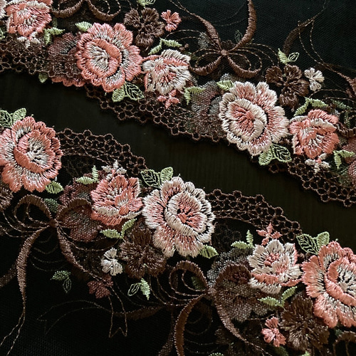 黒 ブラック 刺繍チュールレース 薔薇 ピンク 刺繍リボン 手芸