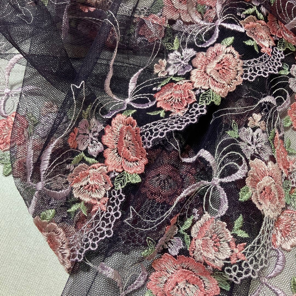 薔薇の花 刺繍チュールレース 幅広 両耳 刺繍リボン ピンク 紫 ブライス 服 アンティークローズ ランジェリーレース 6枚目の画像