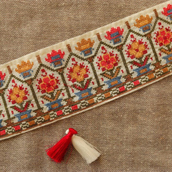 インド刺繍リボン クロスステッチ 刺し子 花 布 はぎれ 手芸テープ 北欧 生地 チロリアンテープ アジアン ボタニカル 5枚目の画像