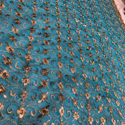 インド刺繍レース アジアン生地 ヴィンテージ レトロ 布 水色 ゴールド 金色 マリン 海 衣装 ダンス 花 エスニック 9枚目の画像