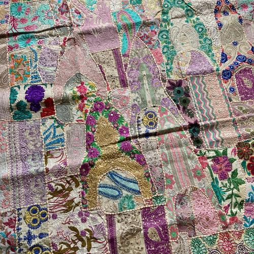 インド刺繍 ハンドメイドラグ アジアン エスニック敷物 絨毯 ヨガ