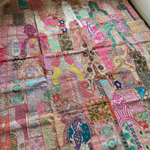 インド刺繍ラグ 敷物 3畳 パッチワーク エスニック ヴィンテージ
