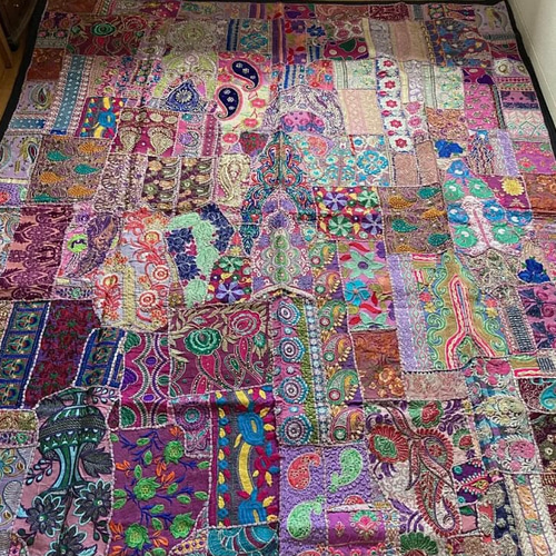 インド刺繍ラグ カラフル パッチワーク キルト エスニック 花柄