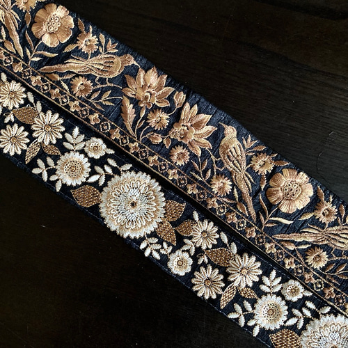 インド刺繍リボンセット 鳥 黒 ゴールド シルク 絹 花刺繍