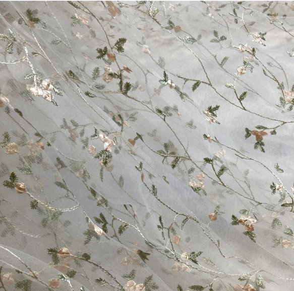 刺繍チュールレース 小花 白 結婚式 レースカーテン 薔薇 刺繍スカート 生地 アンティーク ワンピース ボタニカル 8枚目の画像