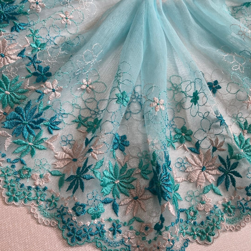 花柄ドレスの布製人形 61DW4ZgF0RL._UF350,350_QL50_.jpg