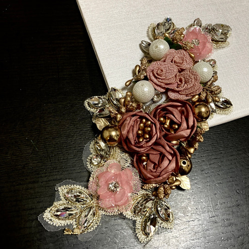 インド刺繍リボン ブローチ 結婚式 花モチーフ ドレス アンティーク