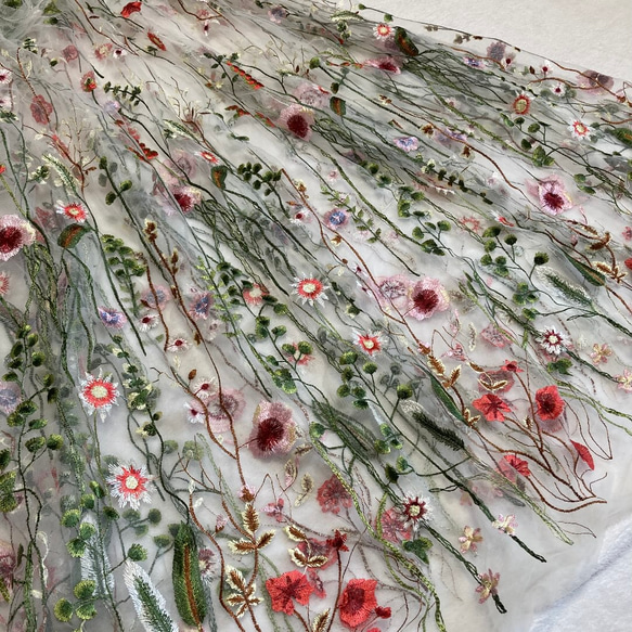刺繍チュールレース 白 レースカーテン 結婚式ドレス ボタニカル 花ワンピース