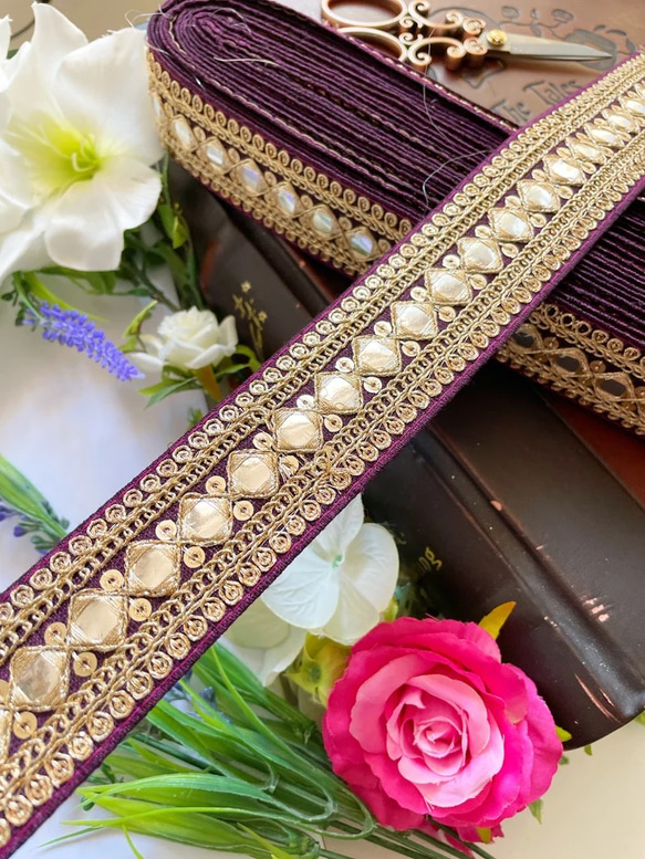 インド刺繍リボン 紫 バーガンディ 銀 紫 金 ゴールド 結婚式チロリアンテープ ワインレッド アンティーク 北欧 布 1枚目の画像